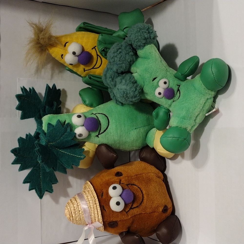 Toy Box Vegetables lot of 4